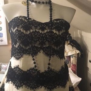 Bustiers off-white with black lace